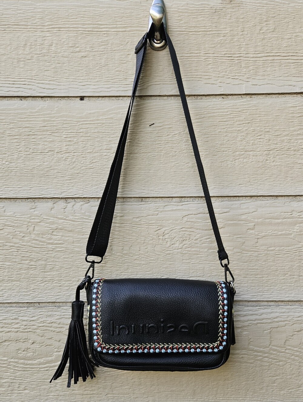 Desigual Getaway Tromso crossbody black embroidered faux leather
